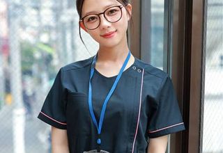 Miri Ototsuki – Nữ bác sĩ xinh đẹp lấn sân làm sao phim nóng